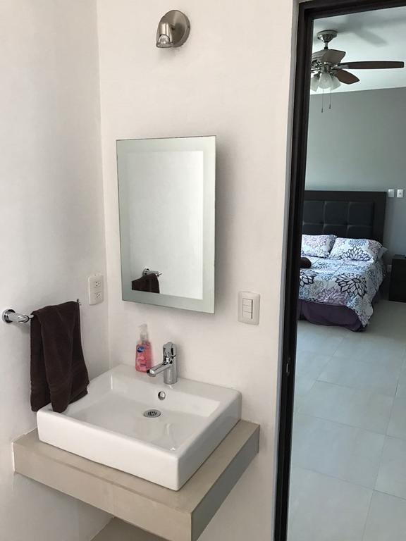 Hostal Urbano - Aeropuerto Alfredo V. Bonfil Ngoại thất bức ảnh