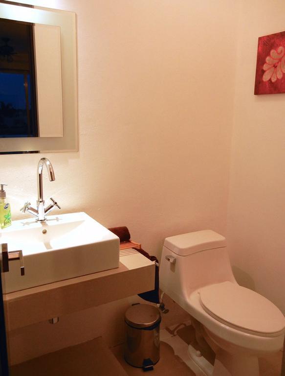 Hostal Urbano - Aeropuerto Alfredo V. Bonfil Ngoại thất bức ảnh