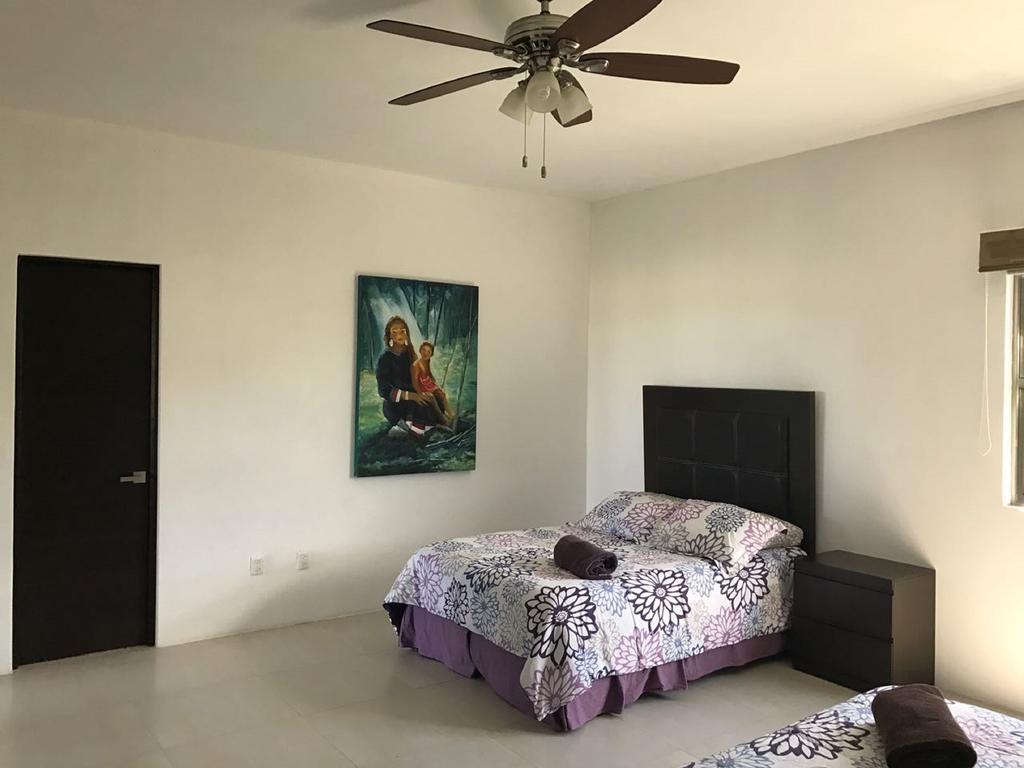 Hostal Urbano - Aeropuerto Alfredo V. Bonfil Ngoại thất bức ảnh