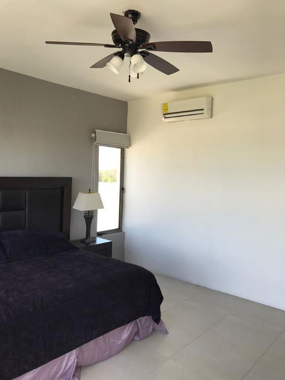 Hostal Urbano - Aeropuerto Alfredo V. Bonfil Ngoại thất bức ảnh